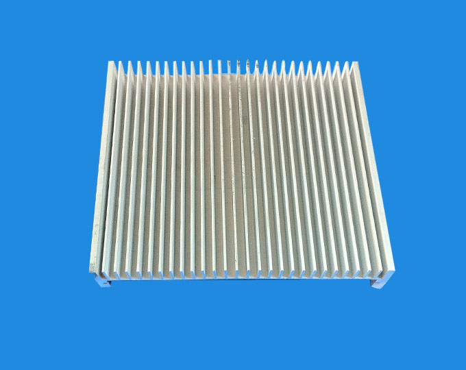 供應梳子散熱片鋁型材