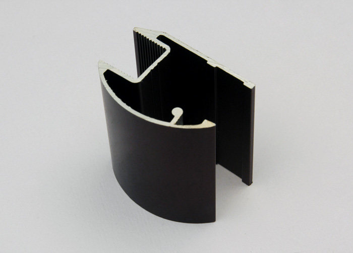 大型工業(yè)型材 15000噸擠壓機(jī)