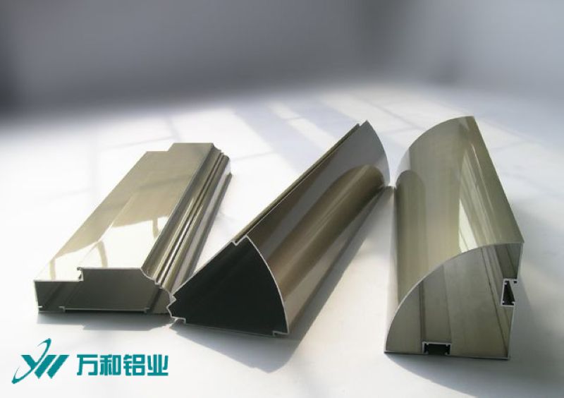 �f���X�Ͳ�