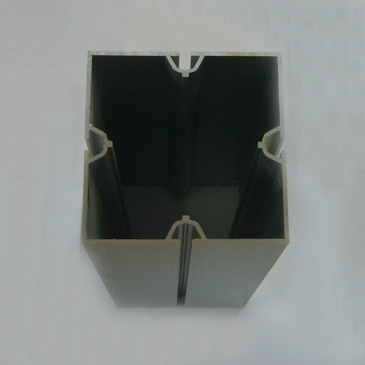 �¶���չ�[�X�ķ���